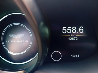 Aston Martin Vantage 4.0 V8