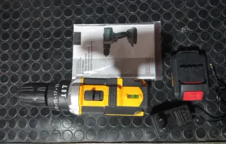 Taladro atornillador GISAM dos baterias y cargador