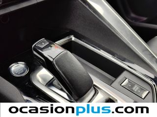 Peugeot 3008 Hybrid 225 GT e-EAT8 165 kW (225 CV)