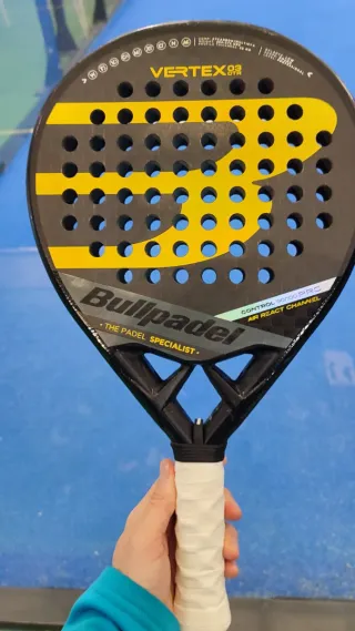 Pala Bullpadel Vertex 03 CTR