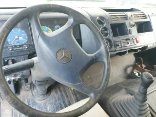 CAMION GRUA BASCULANTE MERCEDES BENZ