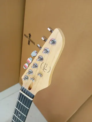 Guitarra Eléctrica Roja Tipo Stratocaster