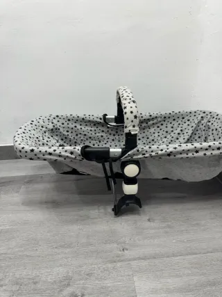 Funda universal para capazo de bebé