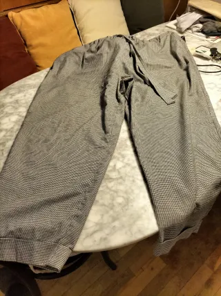 Pantalón de vestir Violeta by Mango