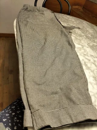 Pantalón de vestir Violeta by Mango