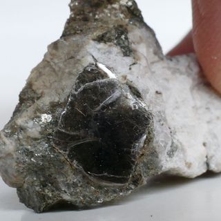 minerali MUSCOVITE Val Codera (M11)