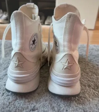 Converse Run Star Hike blancas