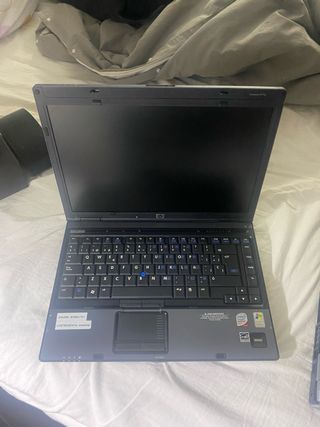 Lote di computer funzionanti. Antichi