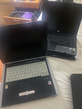 Lote di computer funzionanti. Antichi