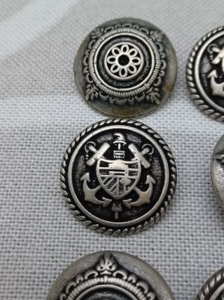 Bottoni vintage metallo decorati