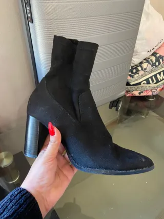 Botas de tacón negras para mujer