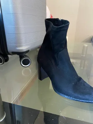 Botas de tacón negras para mujer