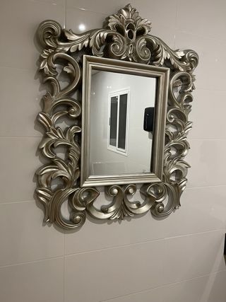 Espejo decorativo plateado