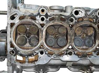 140956 culata 111010j030 toyota yaris 1.3