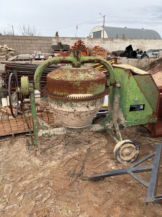 Hormigonera 300L Económica