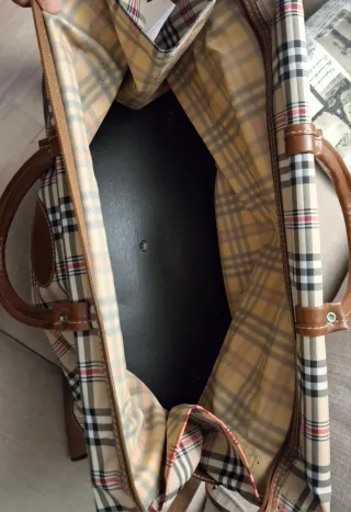 Bolso de viaje grande con cuadros 60x33cm. Nuevo