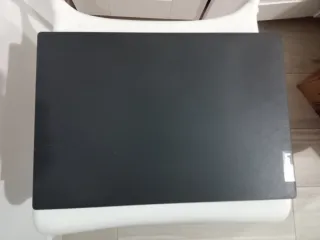 Lenovo V15-IKB | i3-8130 | 8GB RAM | 256GB NVMe