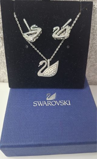 Conjunto Swarovski Cisne Pendientes y Colgante