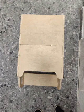 Torre di apprendimento Montessori in legno