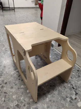 Torre di apprendimento Montessori in legno