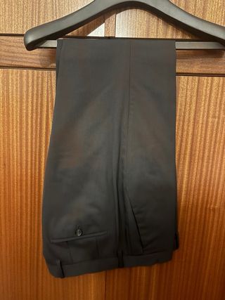 Traje Hugo BOSS Negro SIN ESTRENAR