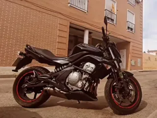 Kawasaki ER6N Limitada A2