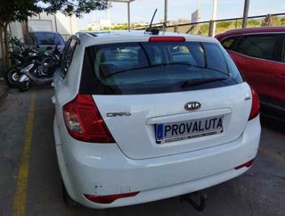 Kia 211881 5450012h000 brazo suspensión cee'd - 1