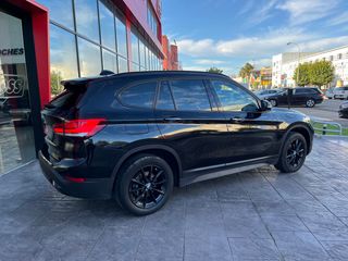 BMW X1 16d BLACK LINE 2021