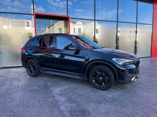 BMW X1 16d BLACK LINE 2021