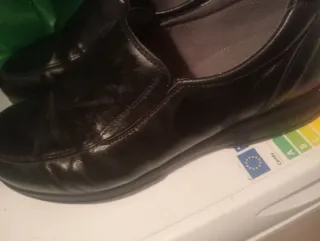 Zapato de trabajo negro