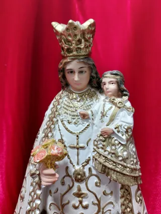 Virgen de los Desamparados Olot 32 cm