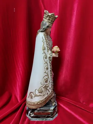 Virgen de los Desamparados Olot 32 cm
