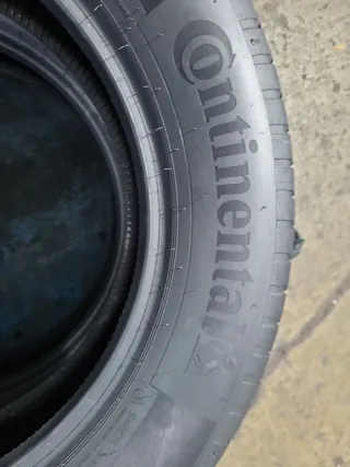 2 Neumáticos 215/60 R17 Continental