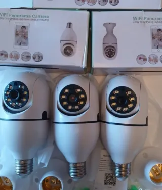 3 Cámaras IP WiFi Conectadas al Móvil