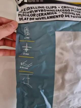 Bridas y cuñas nivelantes para azulejos