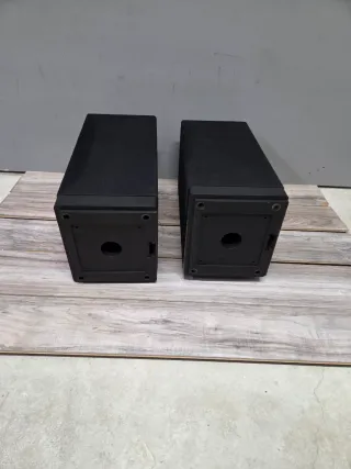 Altavoces KEF 303 Negros