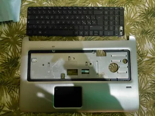 HP DV7 - 6B41EL > Ricambi Computer Portatile