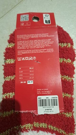 Calzini natalizi OVS rossi a righe dorate