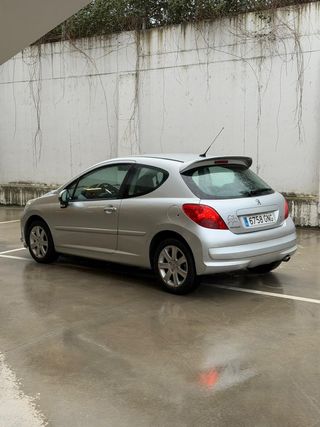 Peugeot 207 Peugeot 207 Sport 1.6 VTi 16v 120