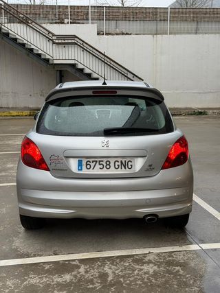 Peugeot 207 Peugeot 207 Sport 1.6 VTi 16v 120