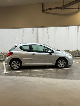 Peugeot 207 Peugeot 207 Sport 1.6 VTi 16v 120