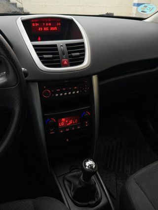 Peugeot 207 Peugeot 207 Sport 1.6 VTi 16v 120