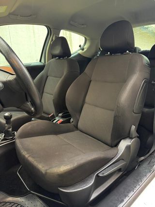 Peugeot 207 Peugeot 207 Sport 1.6 VTi 16v 120