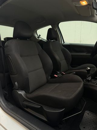 Peugeot 207 Peugeot 207 Sport 1.6 VTi 16v 120