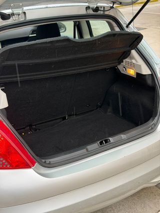 Peugeot 207 Peugeot 207 Sport 1.6 VTi 16v 120