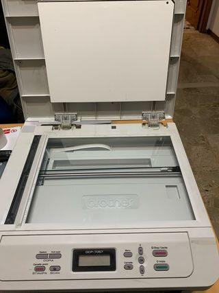 Stampante multifunzione Brother DCP-7057