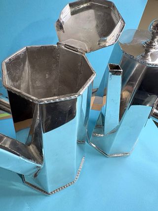 Antiche caffettiere in metallo Chocolateras