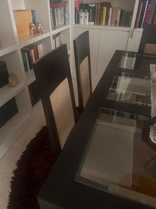 Mesa de comedor de hierro forjado negra y cristal