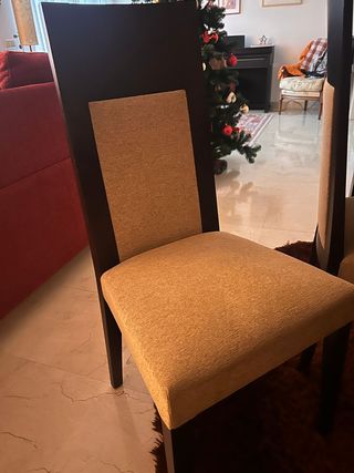 Mesa de comedor de hierro forjado negra y cristal