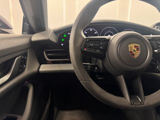 Porsche Taycan 4S 530cv